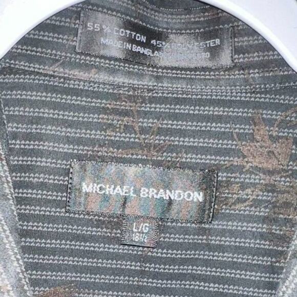 Michael Brandon Men's Large black striped button down shirt with embellishment - Picture 4 of 5